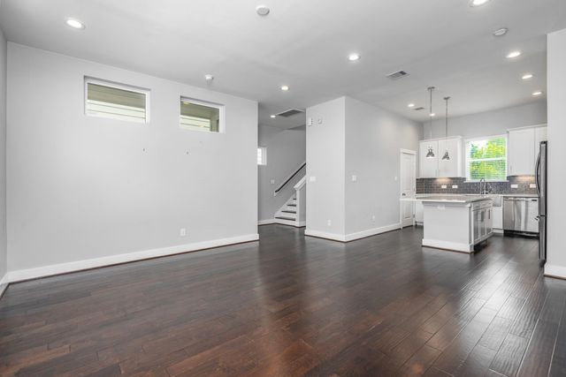 756 W Donovan Street, Houston, TX 77091