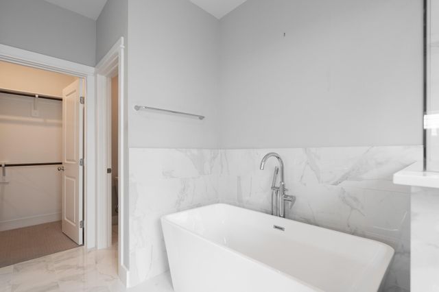 756 W Donovan Street, Houston, TX 77091