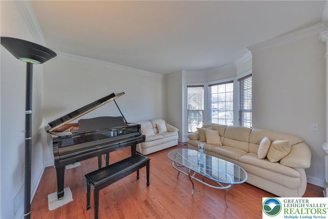 1919 Pembrooke Drive, Lower Macungie Twp, PA 18062