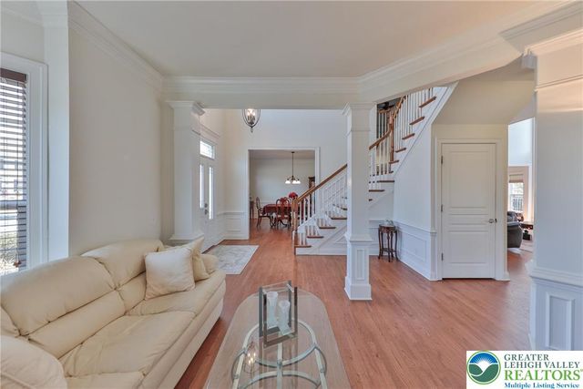 1919 Pembrooke Drive, Lower Macungie Twp, PA 18062