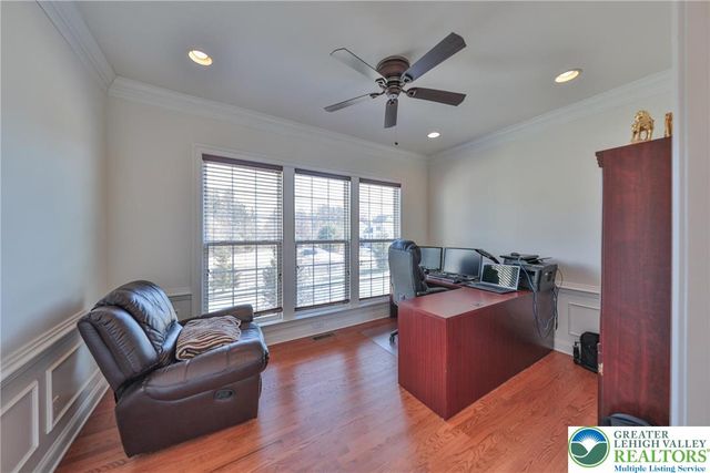 1919 Pembrooke Drive, Lower Macungie Twp, PA 18062