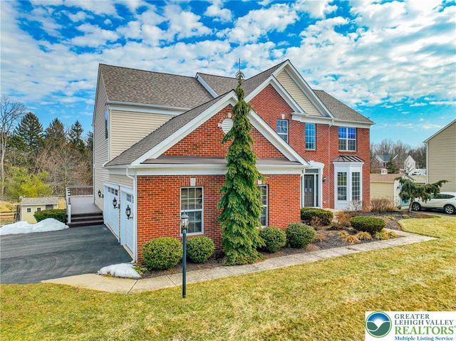 1919 Pembrooke Drive, Lower Macungie Twp, PA 18062