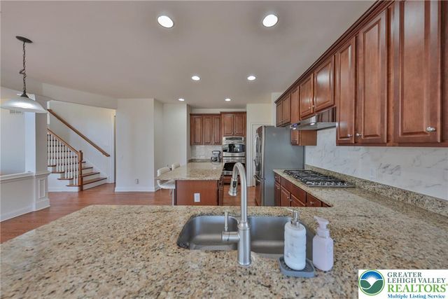 1919 Pembrooke Drive, Lower Macungie Twp, PA 18062