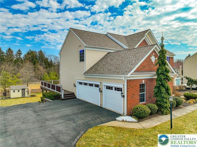 1919 Pembrooke Drive, Lower Macungie Twp, PA 18062