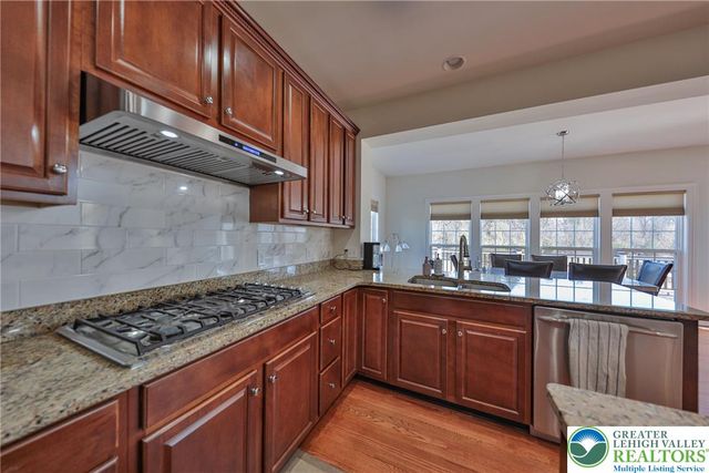 1919 Pembrooke Drive, Lower Macungie Twp, PA 18062