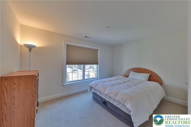 1919 Pembrooke Drive, Lower Macungie Twp, PA 18062