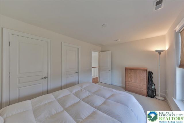 1919 Pembrooke Drive, Lower Macungie Twp, PA 18062