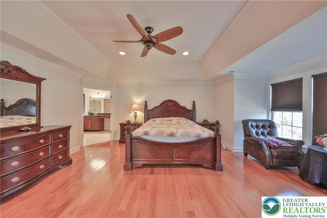 1919 Pembrooke Drive, Lower Macungie Twp, PA 18062