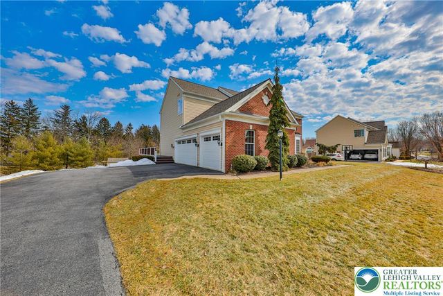 1919 Pembrooke Drive, Lower Macungie Twp, PA 18062