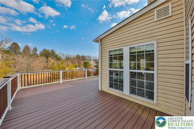 1919 Pembrooke Drive, Lower Macungie Twp, PA 18062