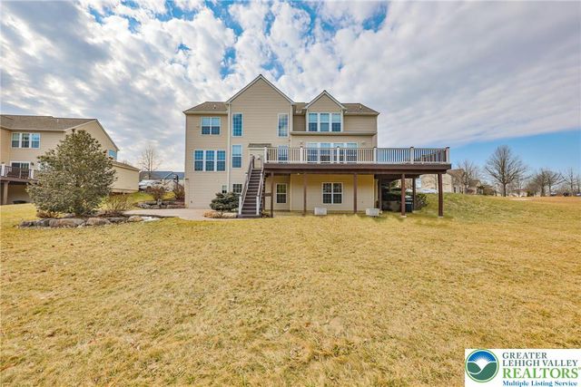 1919 Pembrooke Drive, Lower Macungie Twp, PA 18062