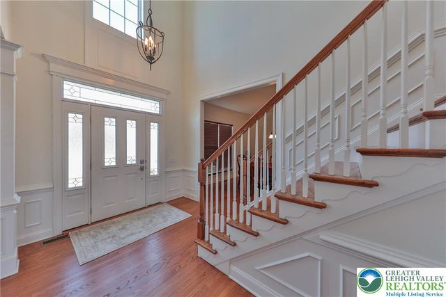 1919 Pembrooke Drive, Lower Macungie Twp, PA 18062