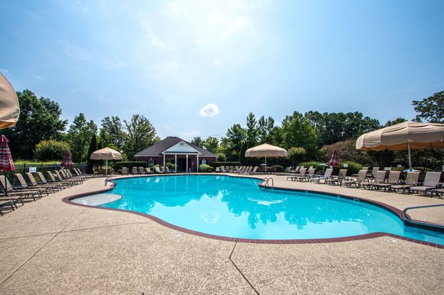 812 Renaissance Ave, Murfreesboro, TN 37129