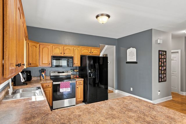 812 Renaissance Ave, Murfreesboro, TN 37129