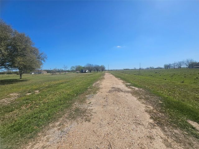 4121 N Sh 60 Highway, East Bernard, TX 77435