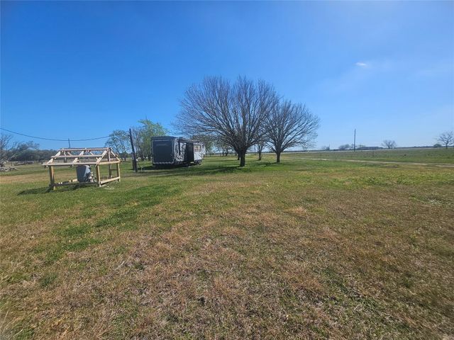 4121 N Sh 60 Highway, East Bernard, TX 77435