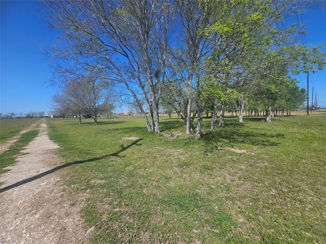 4121 N Sh 60 Highway, East Bernard, TX 77435