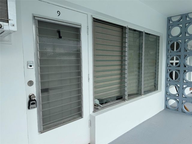 1110 N Riverside Drive 9, Pompano Beach, FL 33062