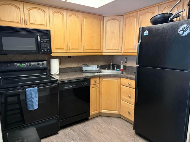 1110 N Riverside Drive 9, Pompano Beach, FL 33062