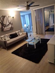 9450 Live Oak Pl 408, Davie, FL 33324