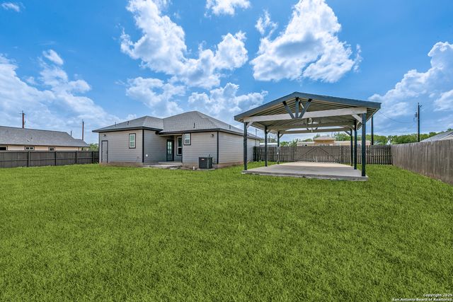 16114 Vaquero, Atascosa, TX 78002