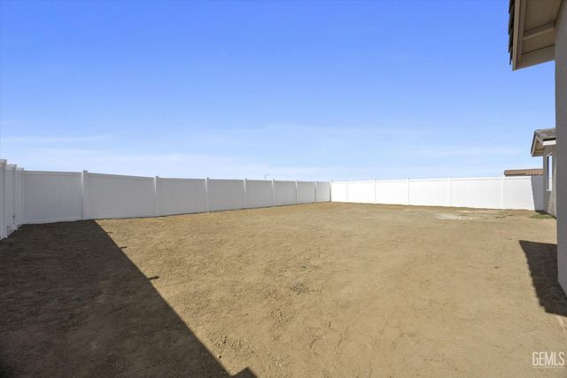 13219 N Wintersweet Drive, Bakersfield, CA 93314