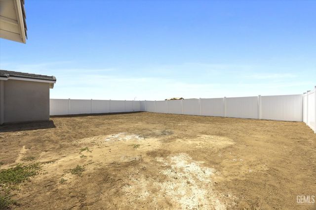 13219 N Wintersweet Drive, Bakersfield, CA 93314