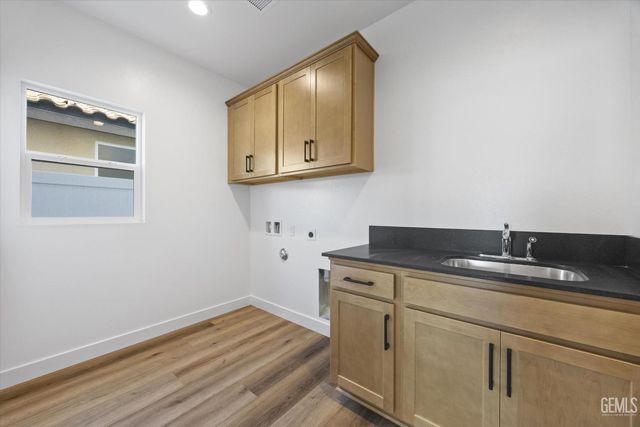 13219 N Wintersweet Drive, Bakersfield, CA 93314