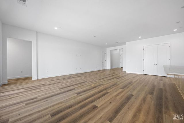 13219 N Wintersweet Drive, Bakersfield, CA 93314