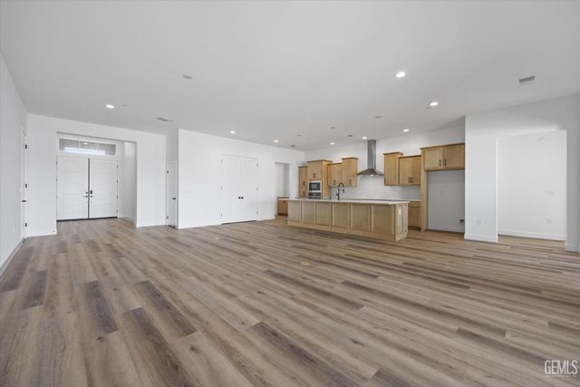 13219 N Wintersweet Drive, Bakersfield, CA 93314