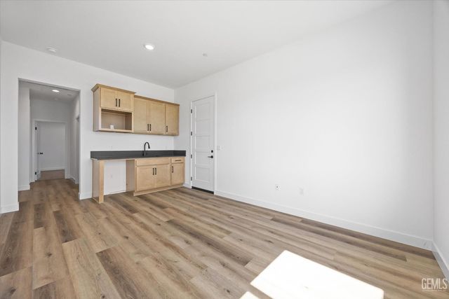 13219 N Wintersweet Drive, Bakersfield, CA 93314