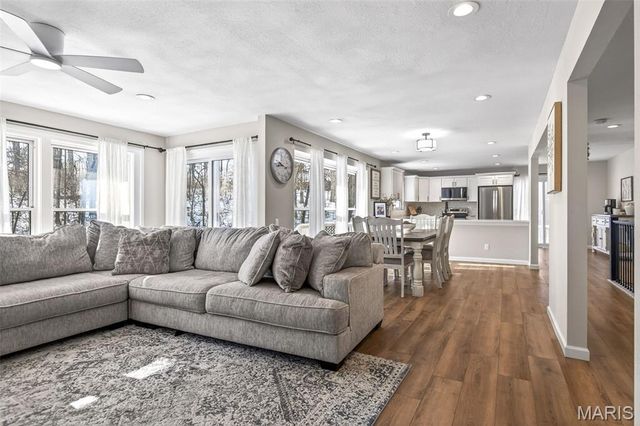 836 Wheelwright Drive, Manchester, MO 63021