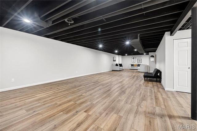 836 Wheelwright Drive, Manchester, MO 63021