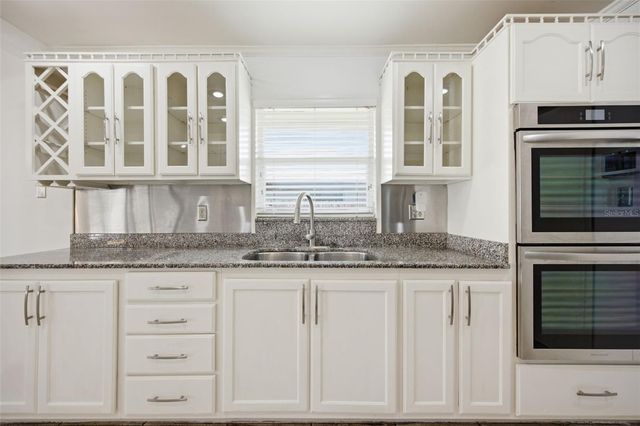 5113 PENNSBURY DRIVE, Tampa, FL 33624