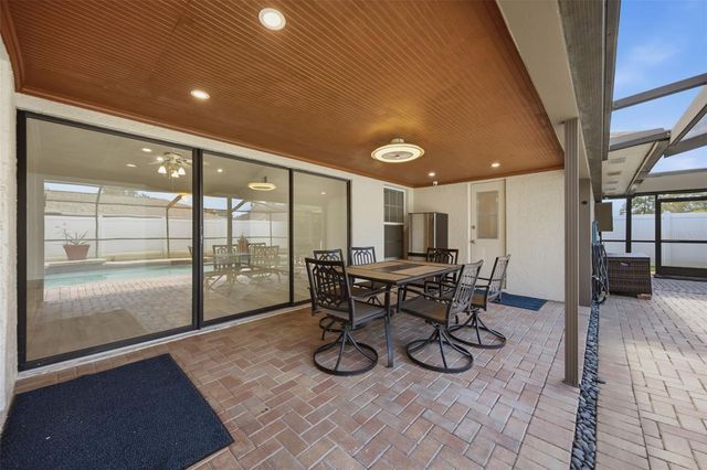 5113 PENNSBURY DRIVE, Tampa, FL 33624