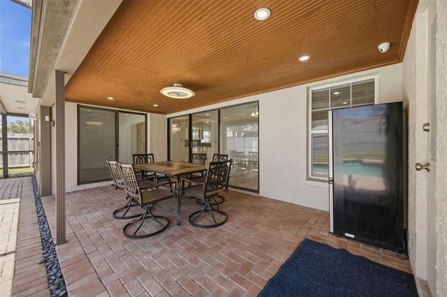 5113 PENNSBURY DRIVE, Tampa, FL 33624