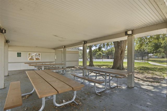 5113 PENNSBURY DRIVE, Tampa, FL 33624