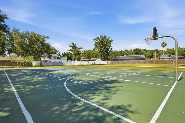 5113 PENNSBURY DRIVE, Tampa, FL 33624