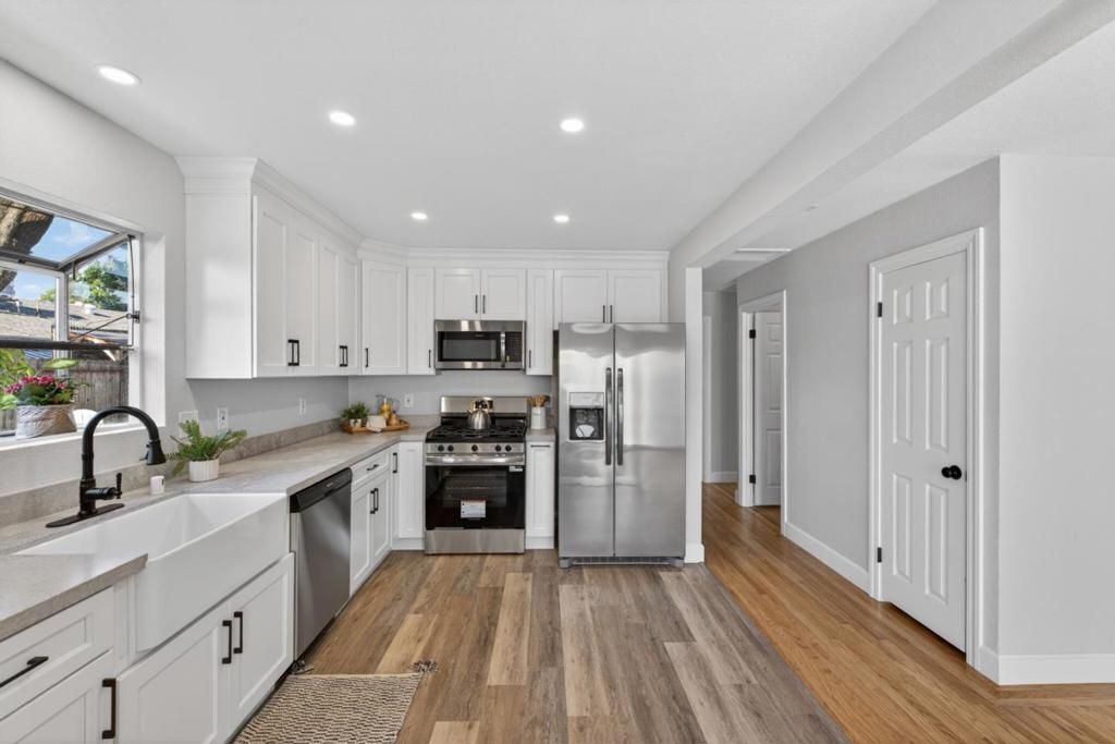 Image 12 of property listing at 449 Cottonwood Street, Vacaville, CA 95688