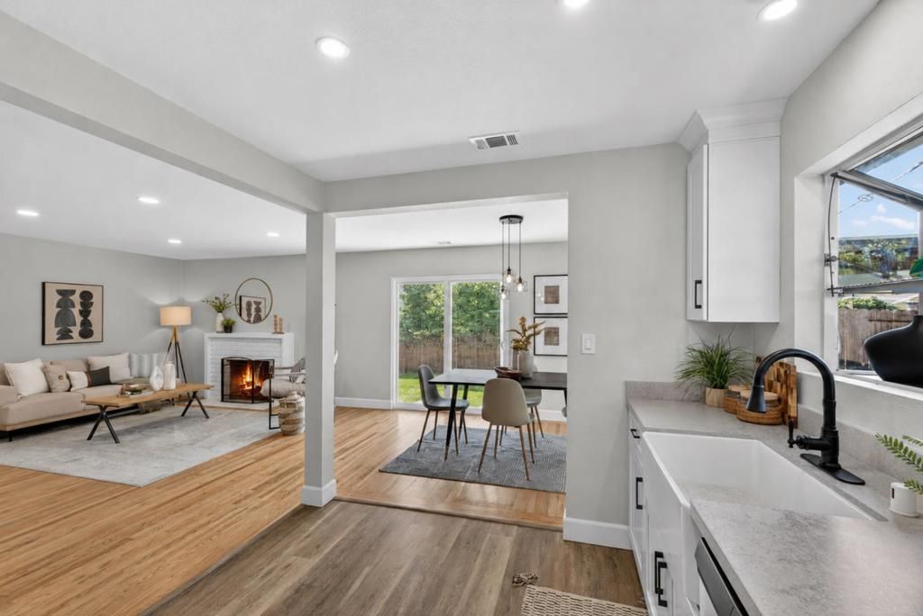 Image 14 of property listing at 449 Cottonwood Street, Vacaville, CA 95688