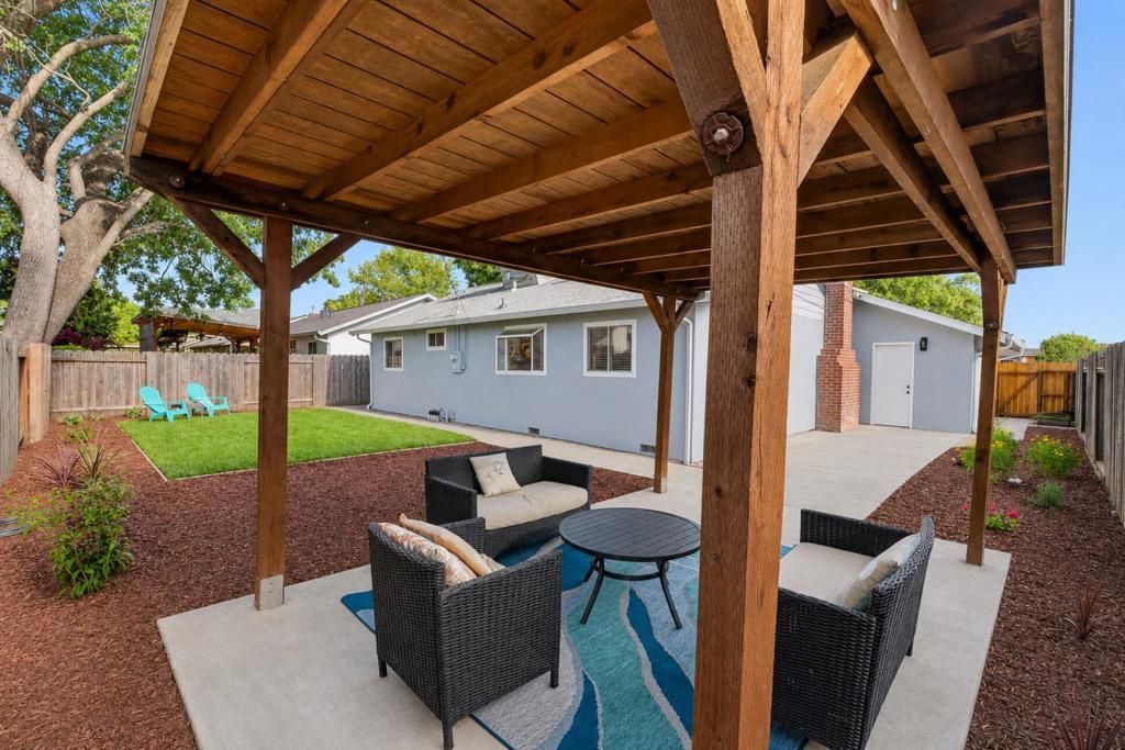 Image 24 of property listing at 449 Cottonwood Street, Vacaville, CA 95688