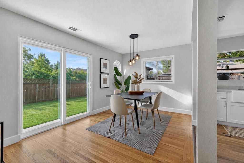 Image 8 of property listing at 449 Cottonwood Street, Vacaville, CA 95688