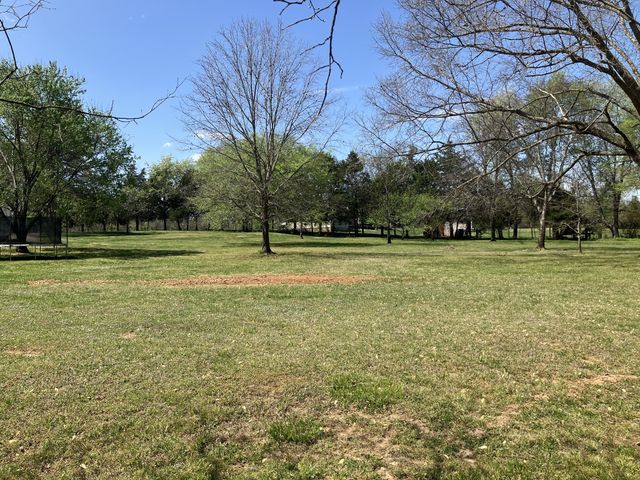 289 Vesta Rd, Lebanon, TN 37090