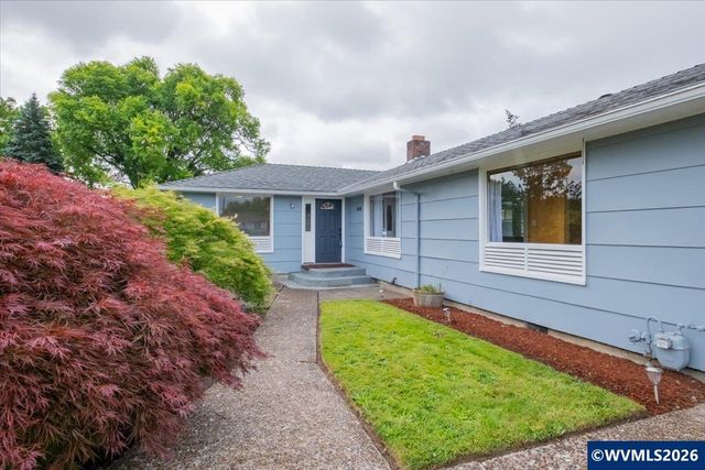 3630 Circle Dr SE, Albany, OR 97322