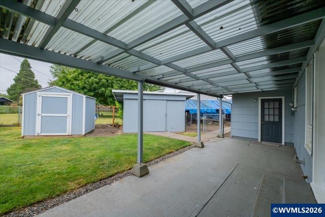 3630 Circle Dr SE, Albany, OR 97322
