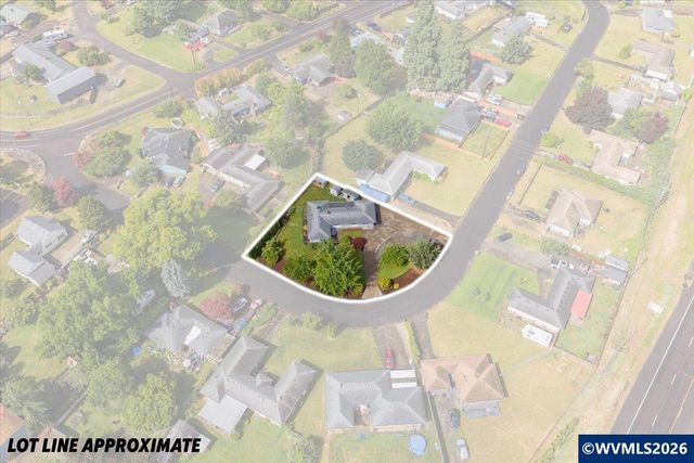 3630 Circle Dr SE, Albany, OR 97322