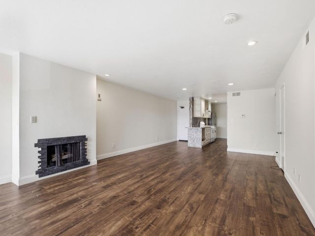 1940 Highland Oaks Drive 28, Arcadia, CA 91006