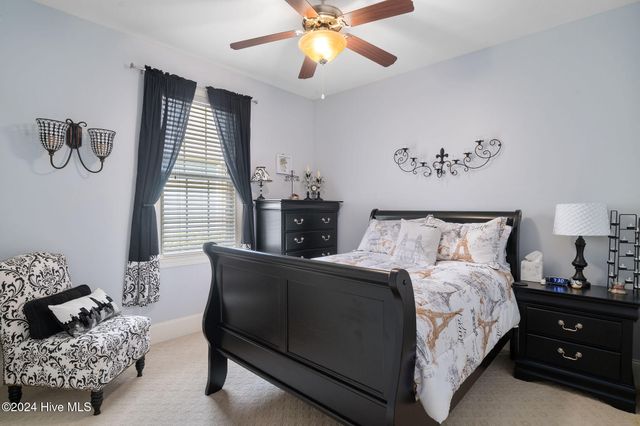 115 Legacy Lakes Drive, Wallace, NC 28466