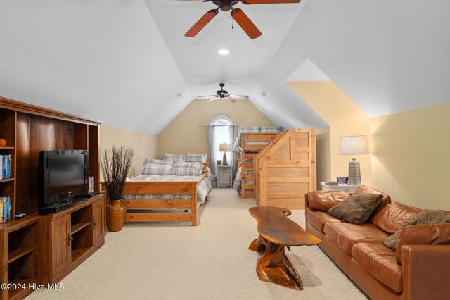 115 Legacy Lakes Drive, Wallace, NC 28466