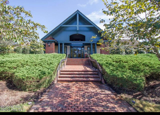 115 Legacy Lakes Drive, Wallace, NC 28466